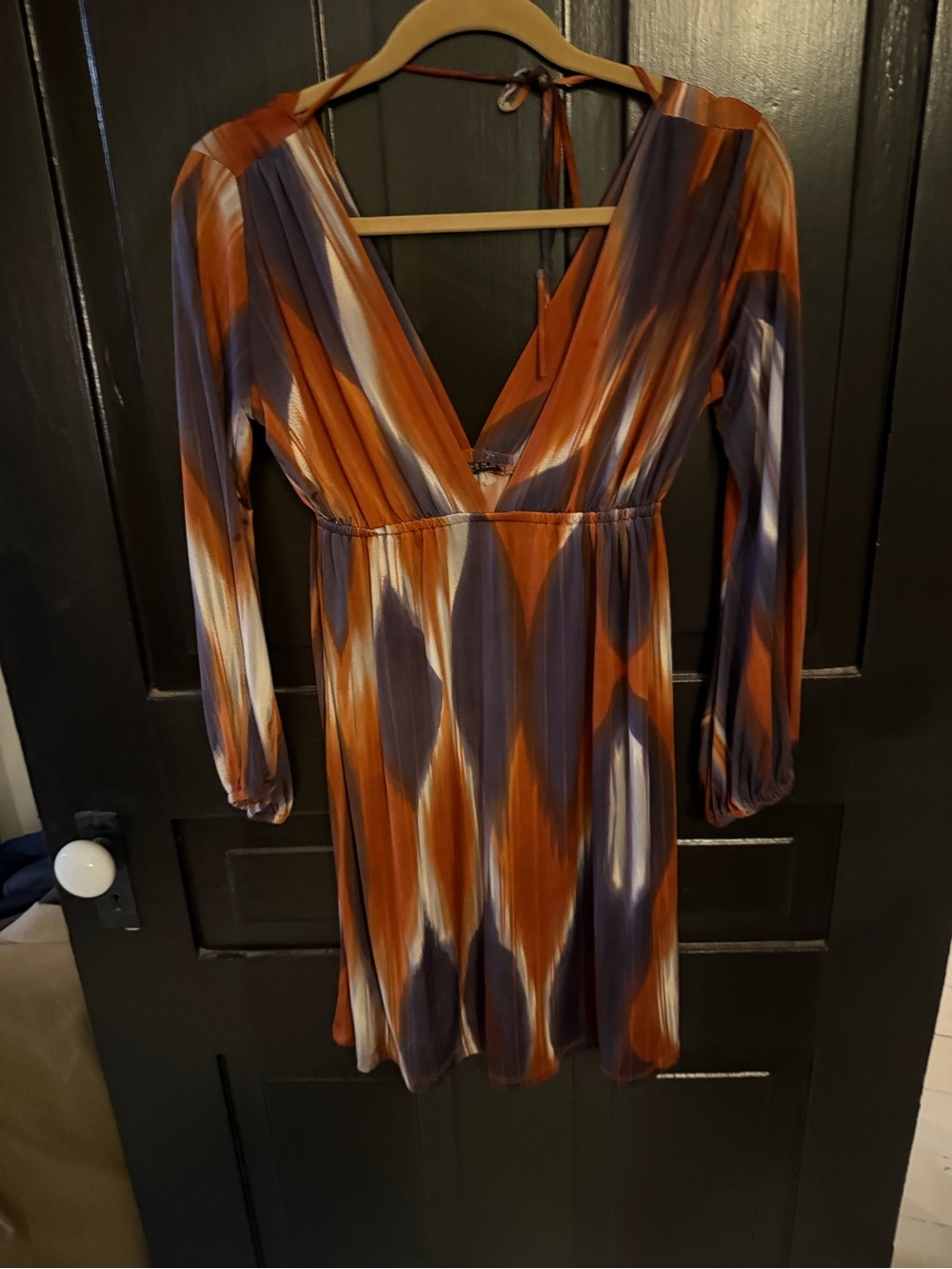 V-Neck Long Sleeve Dress in Rust and Navy — Women